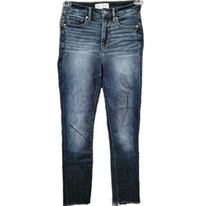 BKE Buckle Billie Slim Fit Skinny Jeans Size 25x Actual 26 High Rise Frayed Hem